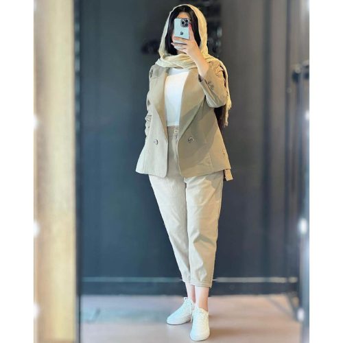 کت شلوار دخترونه