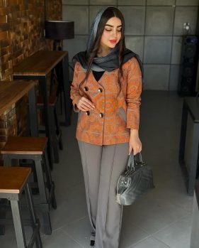 کت و شلوار زنانه مجلسی کوتاه اورنج - تصویر 4