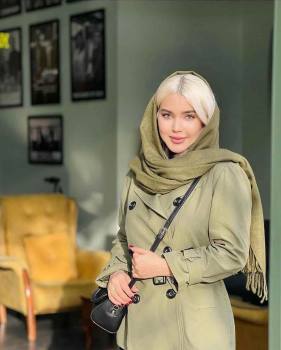 بارونی زنانه کوتاه ضدآب نیاز