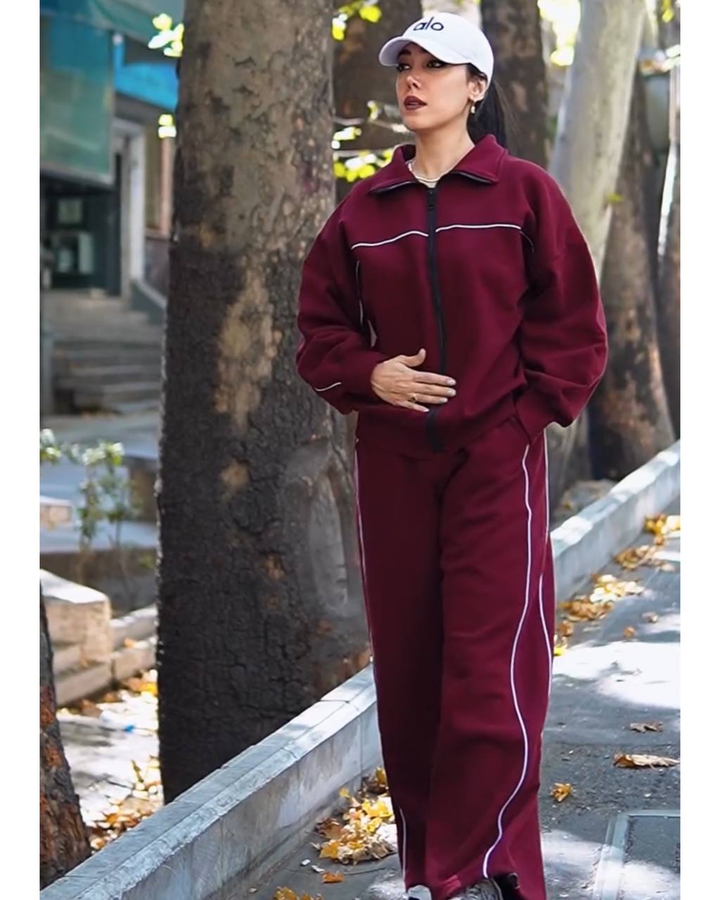 ست زنانه سویشرت شلوار سیندرلا ست زنانه سویشرت شلوار سیندرلا