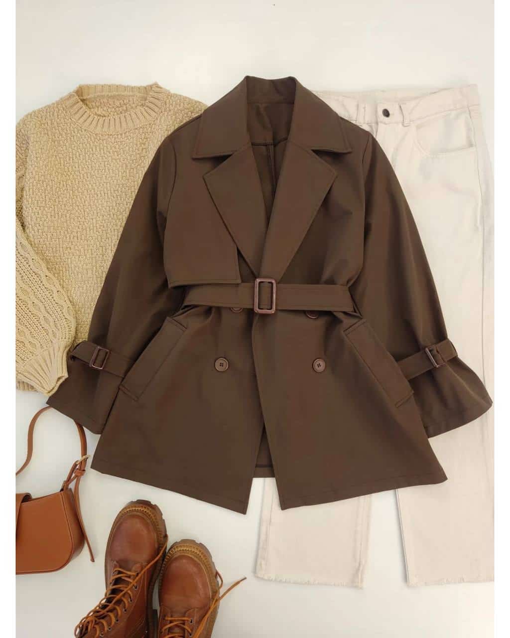 6030384523583277153-min بارونی زنانه کوتاه آیناز - تصویر 2