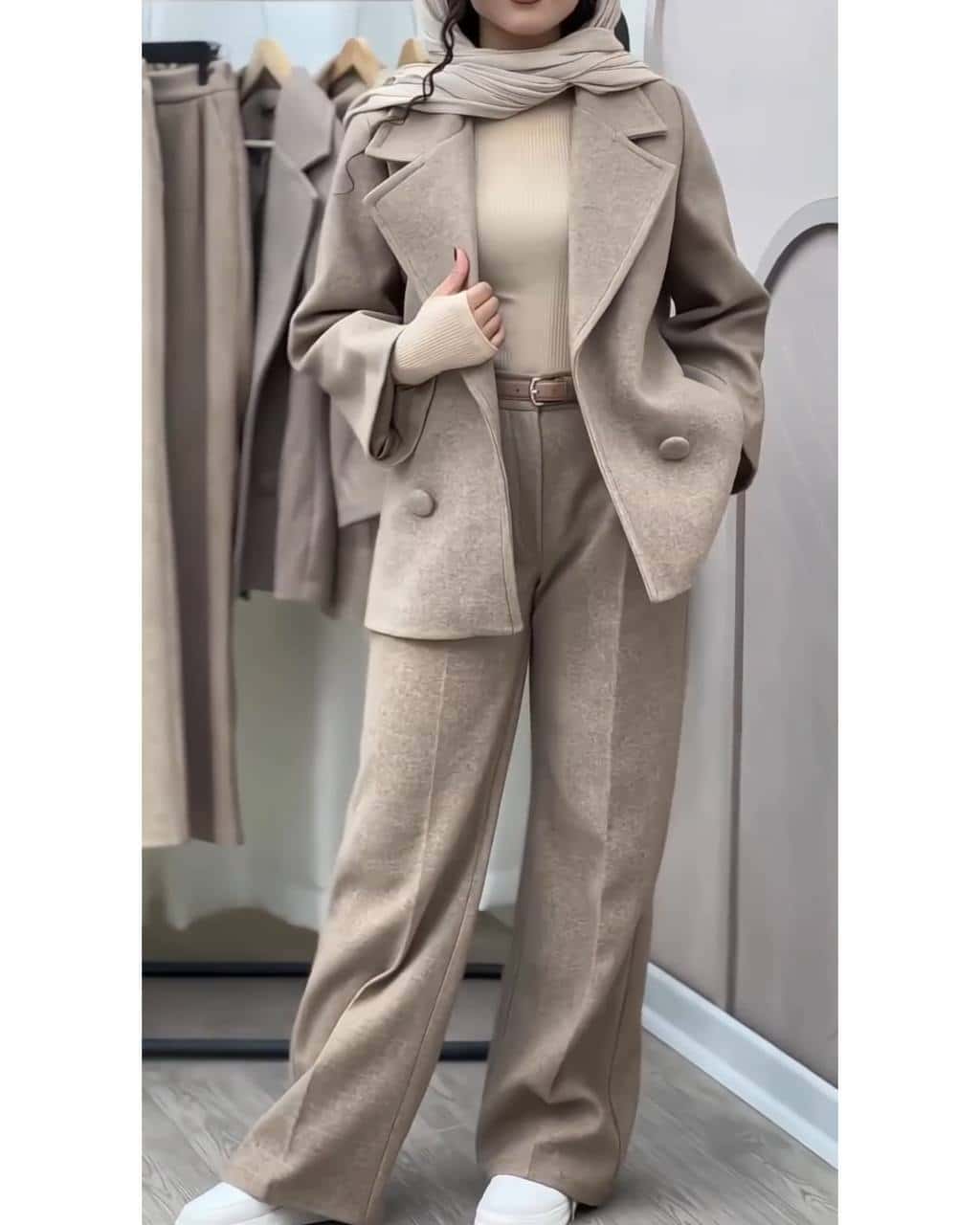 ست زنانه پالتو شلوار فرحزاد ست زنانه پالتو شلوار فرحزاد